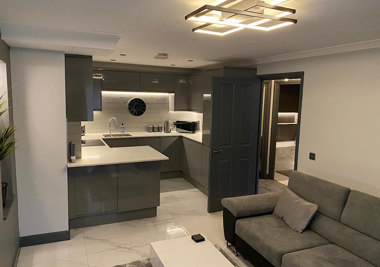 Beautiful Modern Cosy Central Apartment / Sleeps 4 Reading Bagian luar foto
